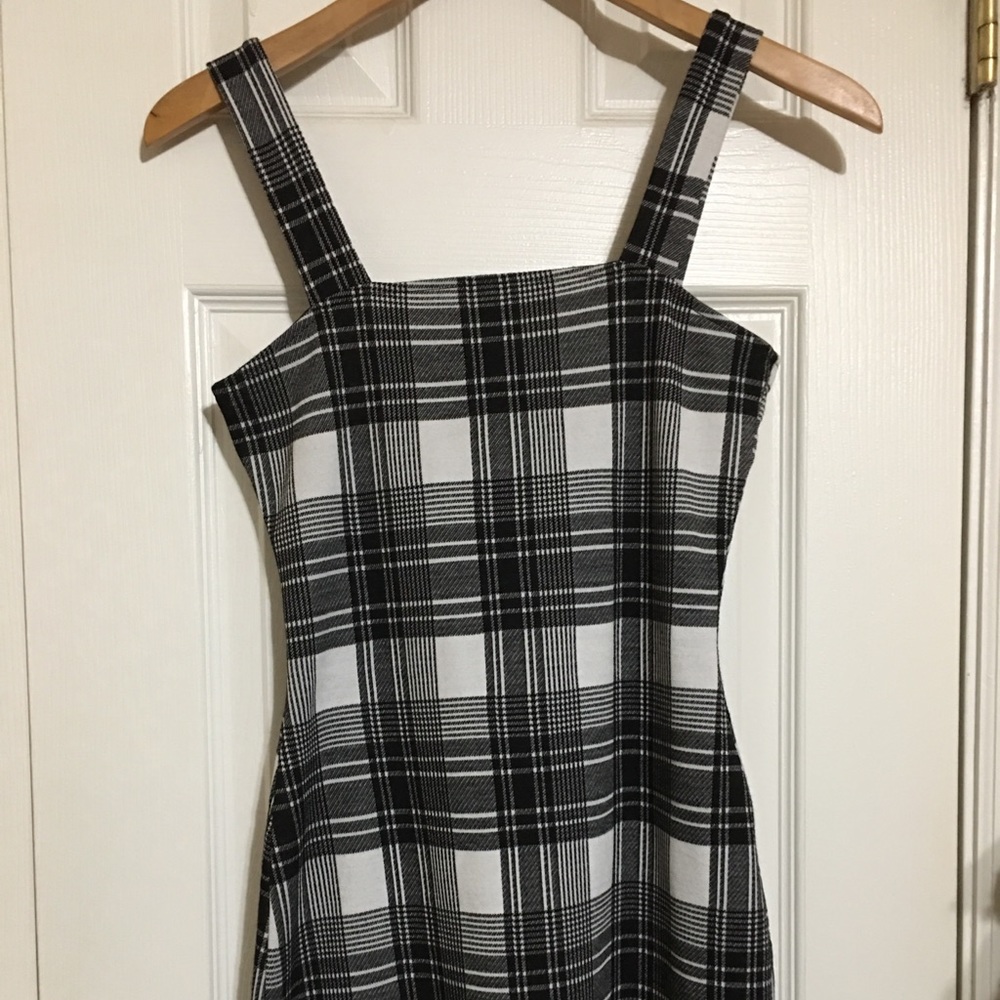 Black and white plaid bodycon dress
